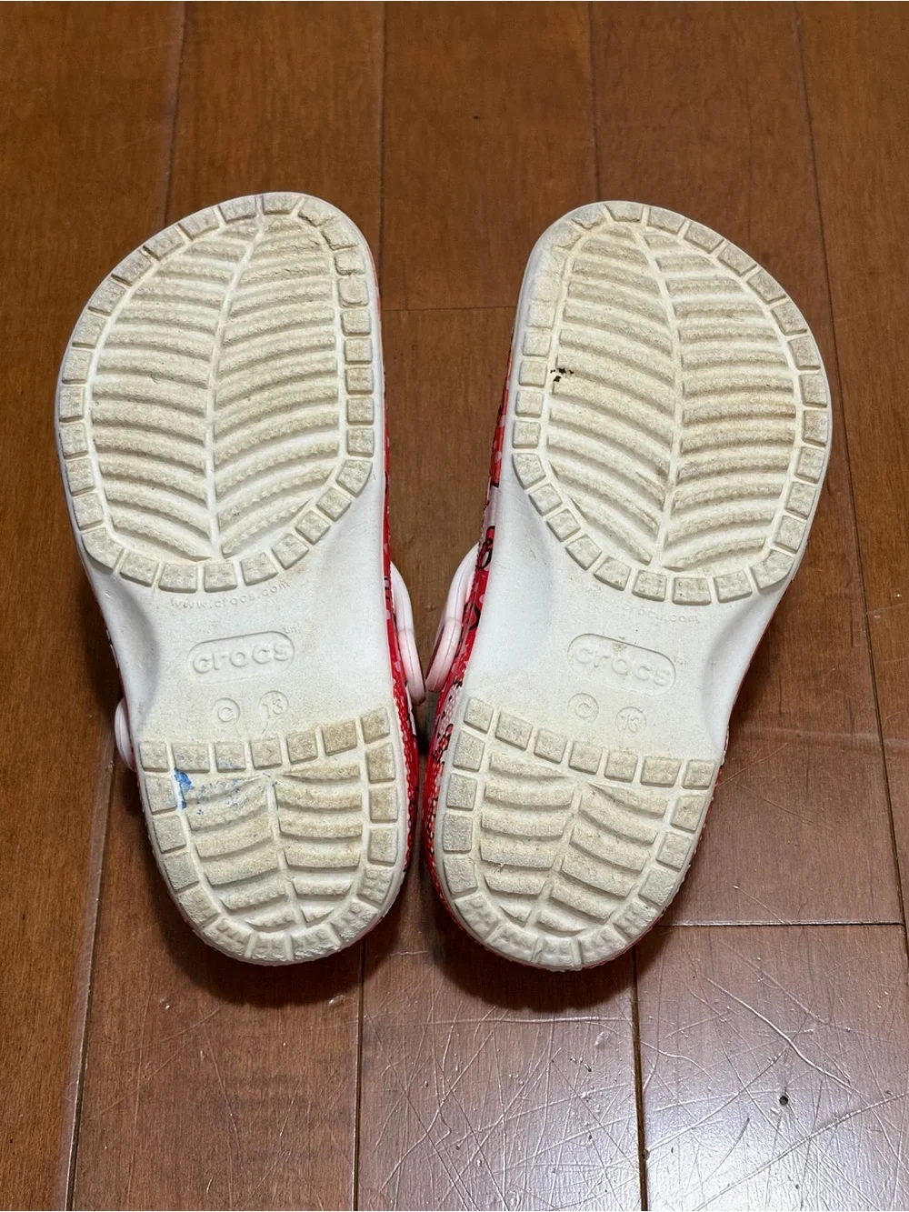 Crocs Hello Kitty Kids Size C13 Red